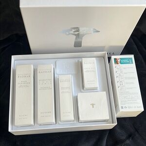 Baobab Skincare Set - White + Galvacare Skindeep Device